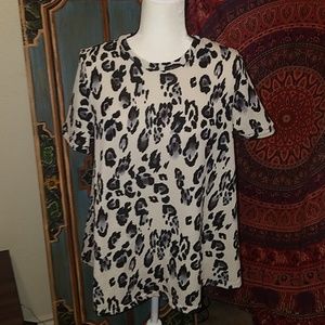 White and Grey Leopard Short Sleeve Sweater Top